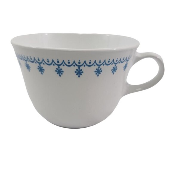 Vintage 1970’s Corelle Livingware Blue Ring Handle Snowflake Cup & Saucer Sets - Picture 4 of 16